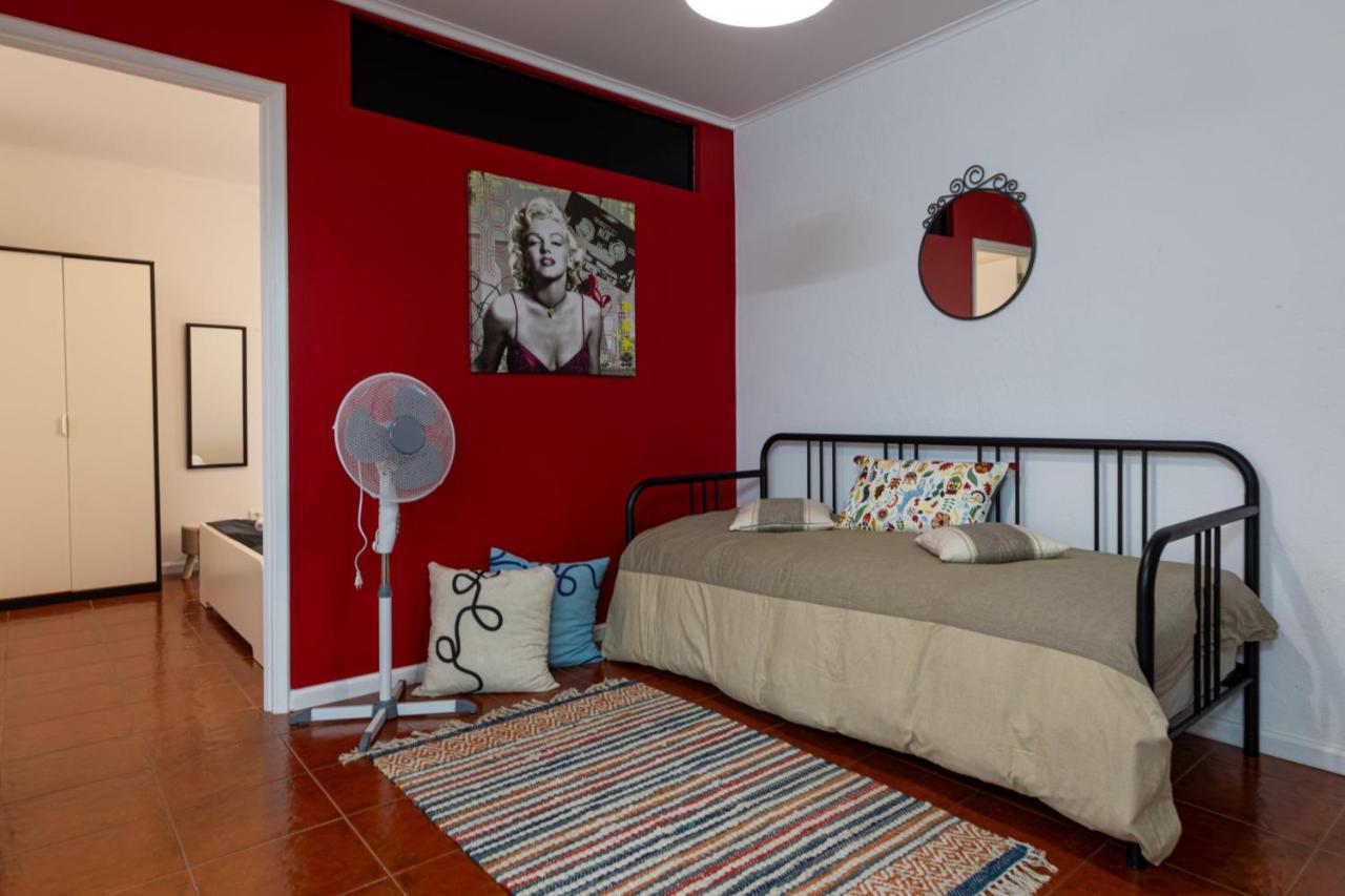 Historical Center Apartments ปอนตาเดลกาดา ภายนอก รูปภาพ